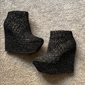 MOVING SALE OBO!! TOPSHOP Platform Boots Sz 37.